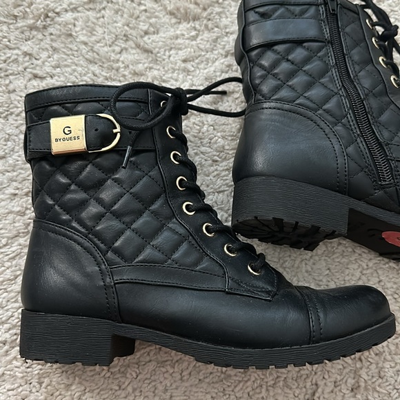 Guess booties - Picture 3 of 7